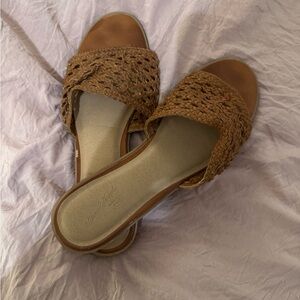 Universal Thread Brown Woven Sandals